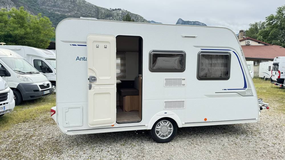 Caravelair Antarés 390