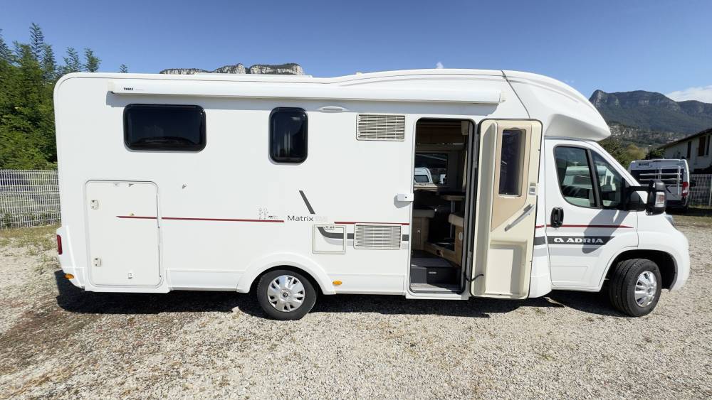 Camping-car Adria Matrix 670 SC Axess